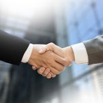 Networking biznesowy – czym jest, dlaczego powinniśmy go rozwijać i jak stawiać pierwsze kroki?